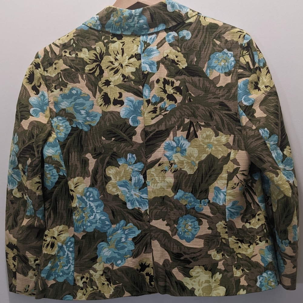 Jacket - Picture 2 of 5